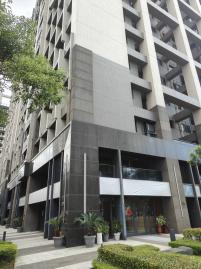 新潤亞昕翠峰一樓合法夾層發財金店面