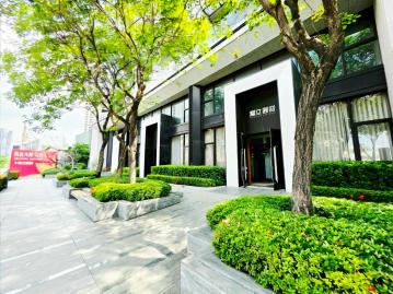 ✨ 正五權西路合法大面寬大坪數鑽石級雙店面附平車
