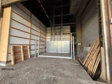 神岡20呎貨車可達可用坪數達150坪