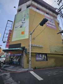 高雄土地仲介 岡山壽天路三角窗