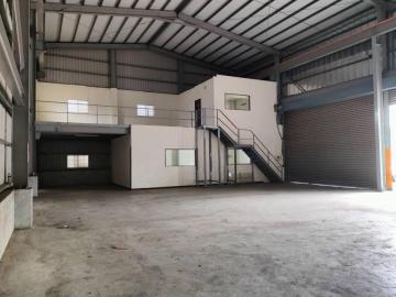 高雄廠房媒人婆 仁武大腹地廠房 貨櫃可進出 可營登