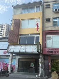 愛重訓高雄房仲美術館河西路-鄧師傅旁大面寬店王
