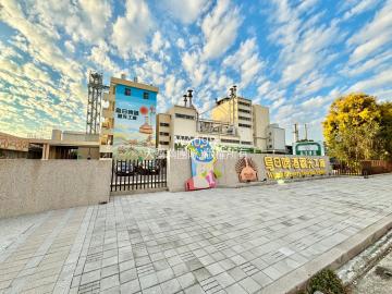 南屯大樓首購精菱⚡烏日捷運⚡店住合一透天