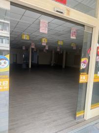 台南房仲顧問 學甲中正路大面寬三角窗店面