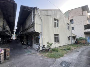 炎峰國小旁邊間透天