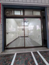 「前店後住」首選｜15坪獨立衛浴一樓店面｜適合美業.網拍電商