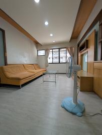 敦化公園旁社宅美三房剛整修地板設備全
