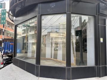 中壢房仲推薦 新勢國小三角窗店面