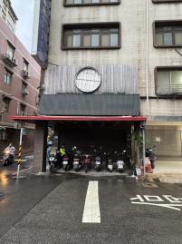 丹鳳捷運站 新莊中正路店面