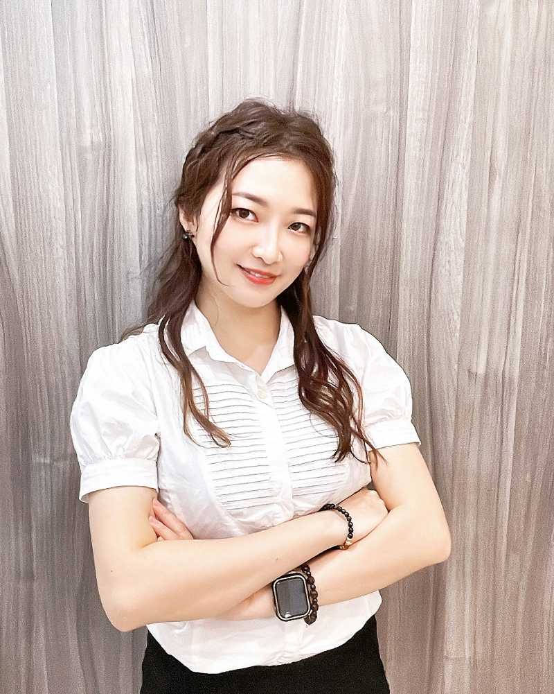 房仲 郭綵宸 照片