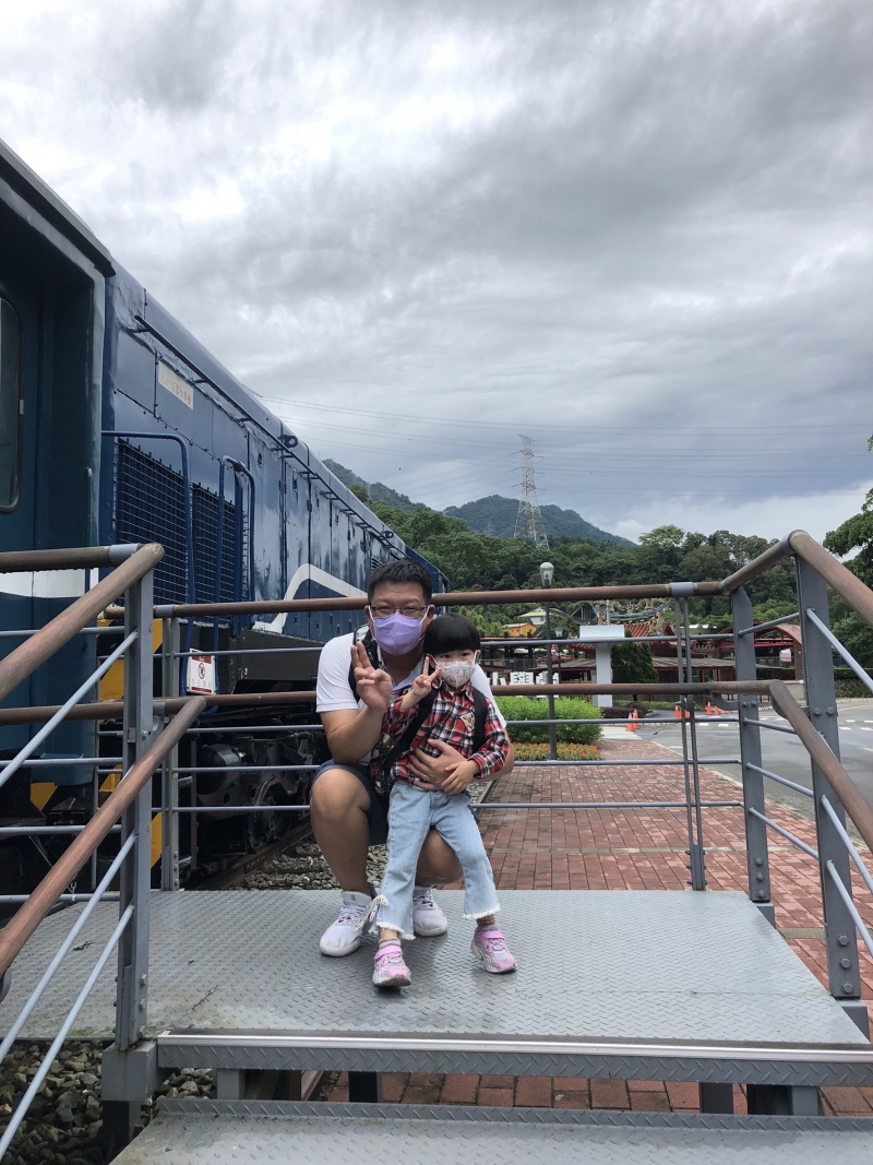 房仲 籃貫福 照片