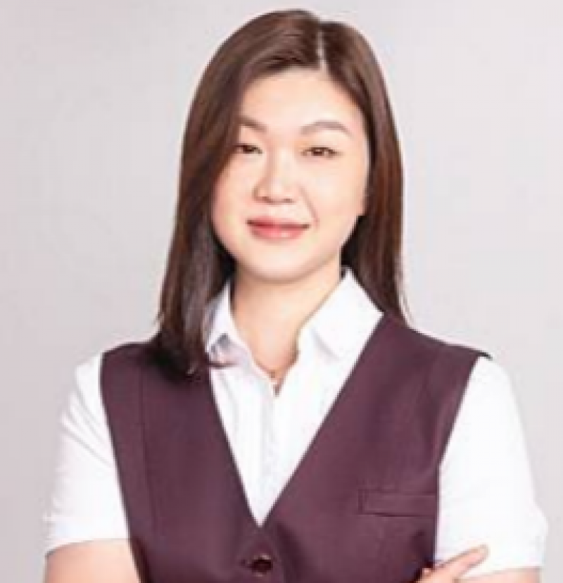 房仲 曾麗滿 照片