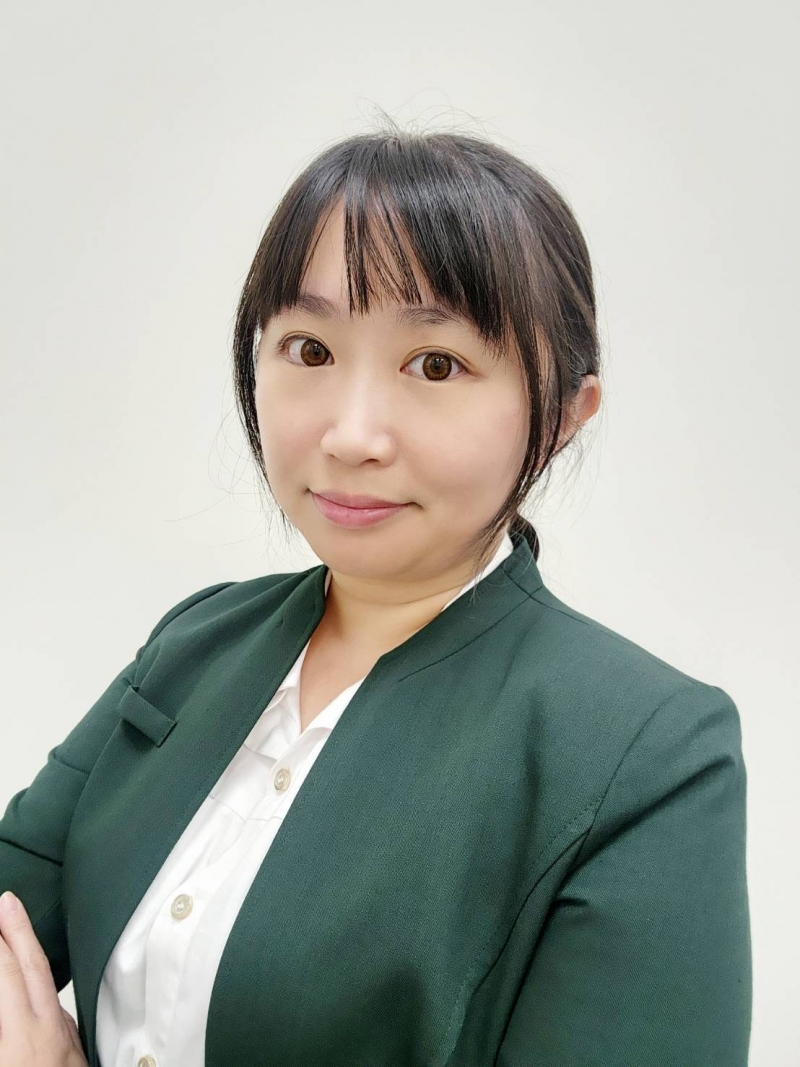 房仲 小君 照片