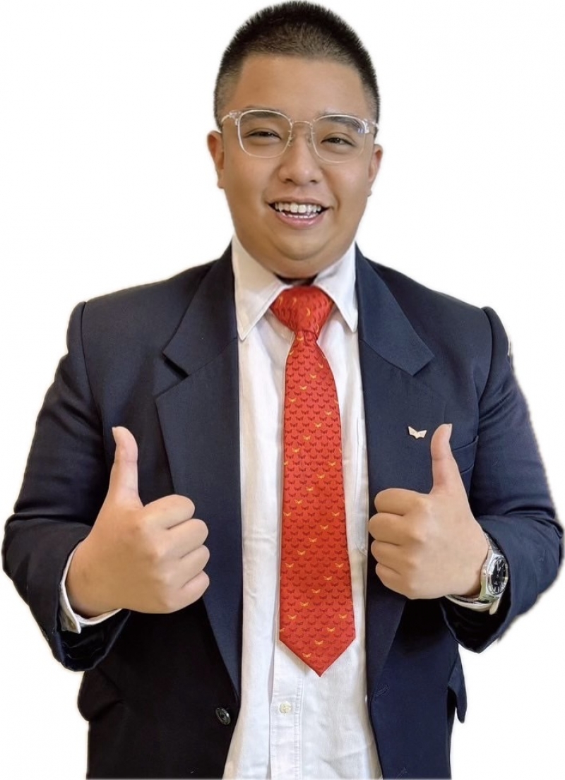 房仲 林練佳 照片