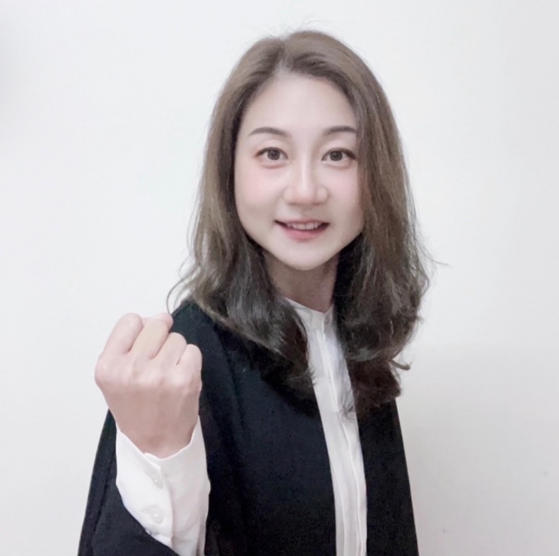 房仲 李蕊 照片