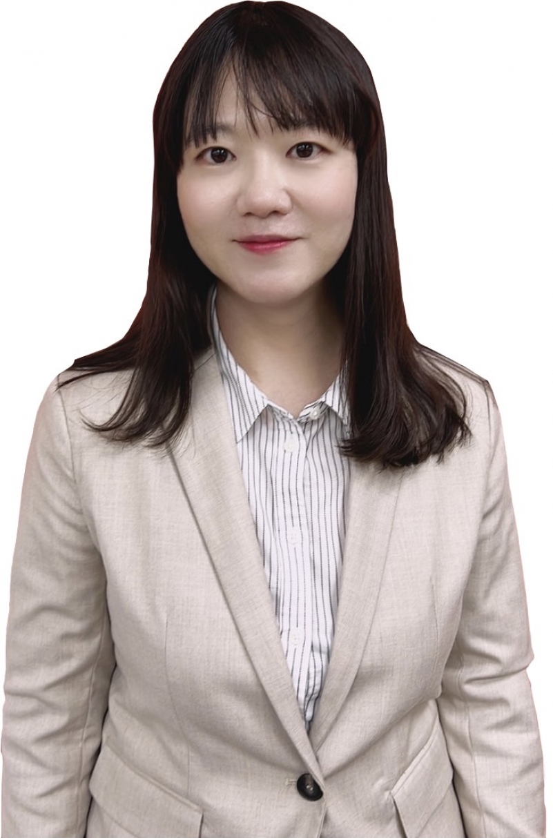 房仲 陳怡璇 照片