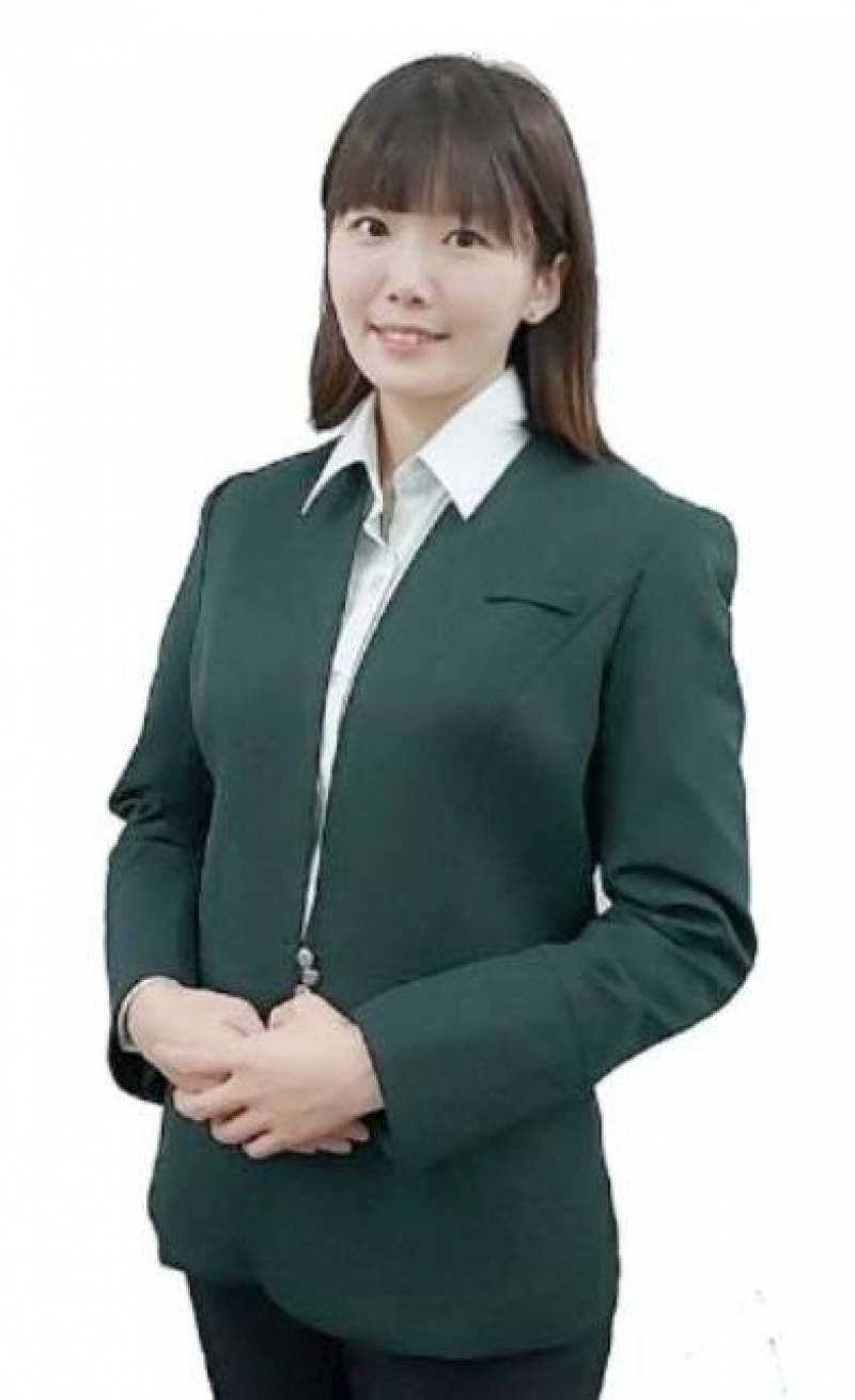房仲 蘇雅婷 照片