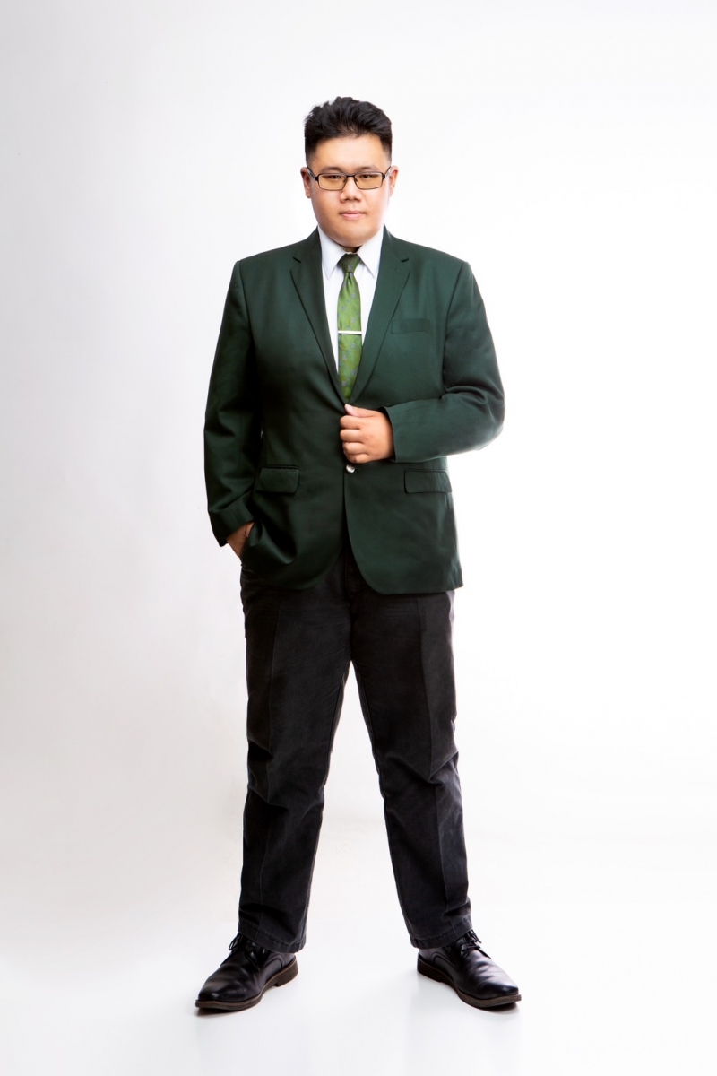 房仲 柳威佑 照片