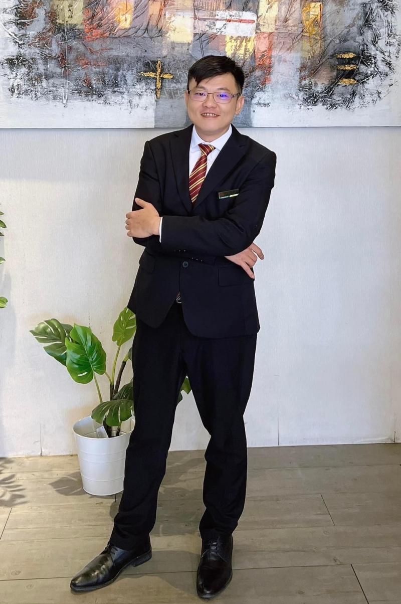 房仲 張裕彬 照片