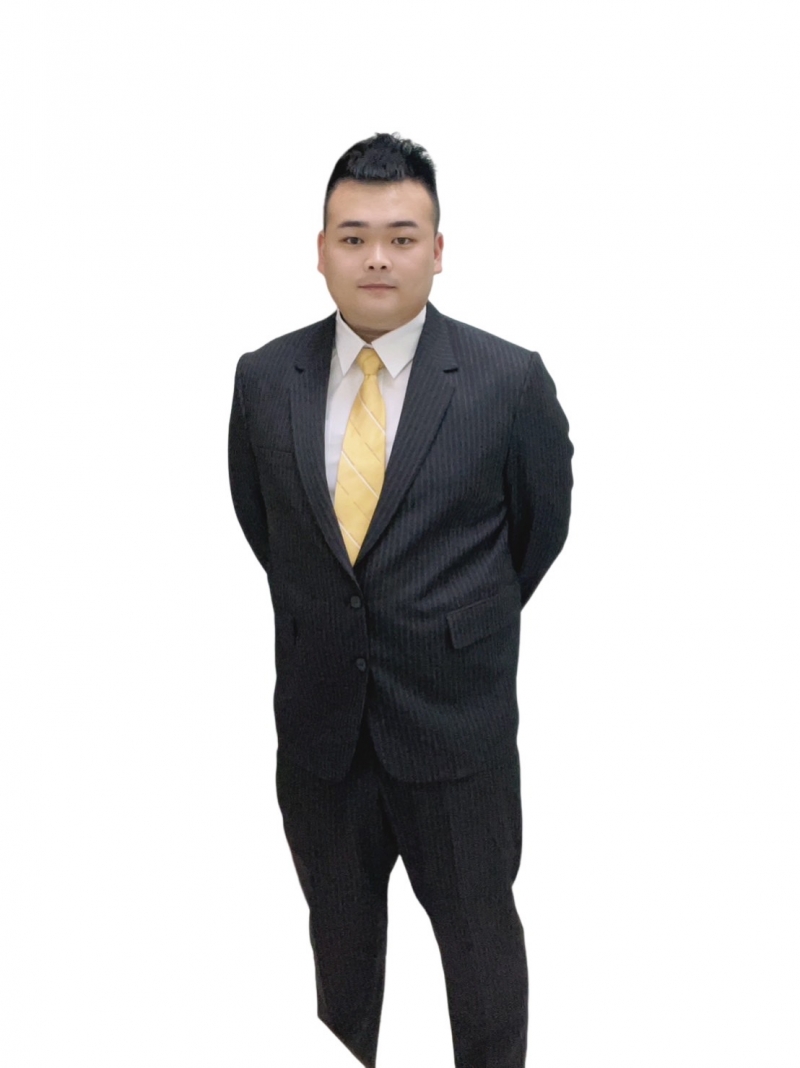 房仲 施敦皓 照片