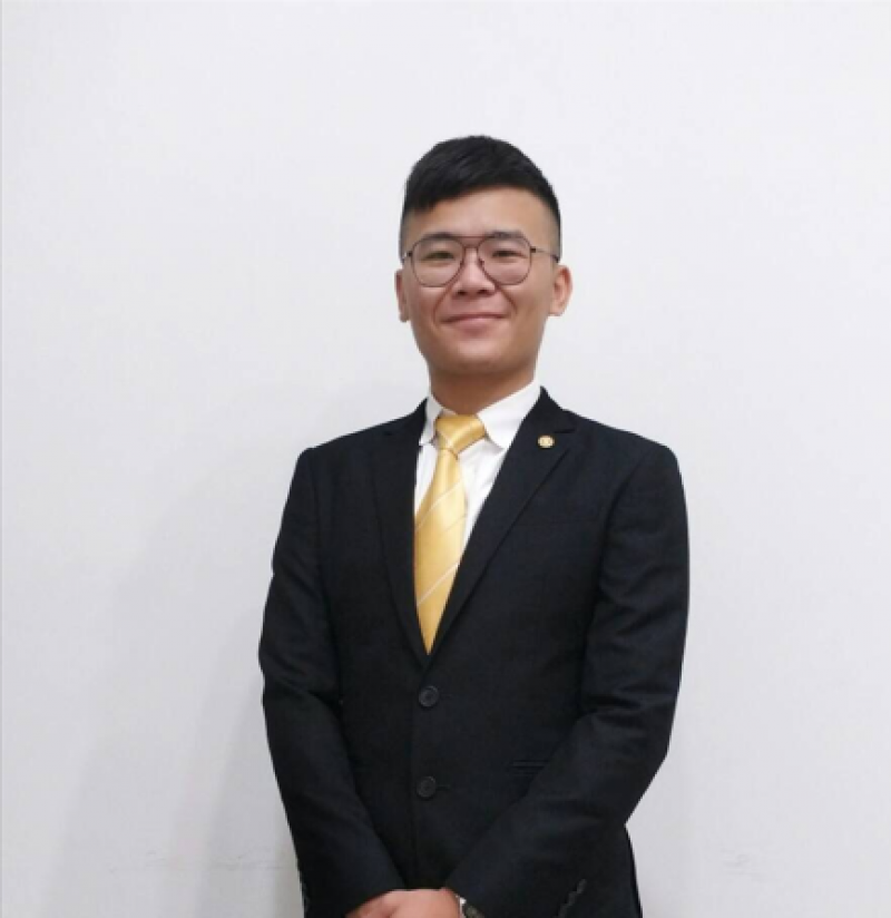 房仲 林琮堯 照片