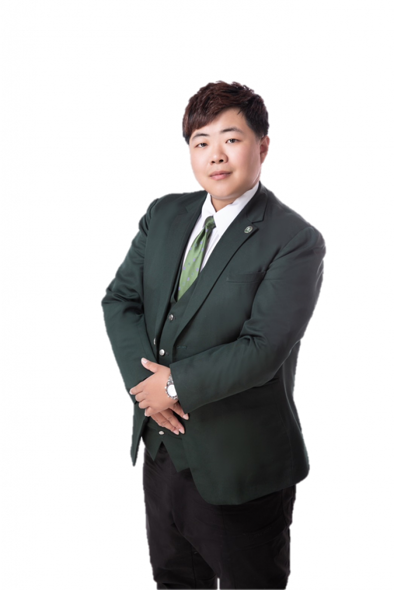 房仲 陳靖融 照片