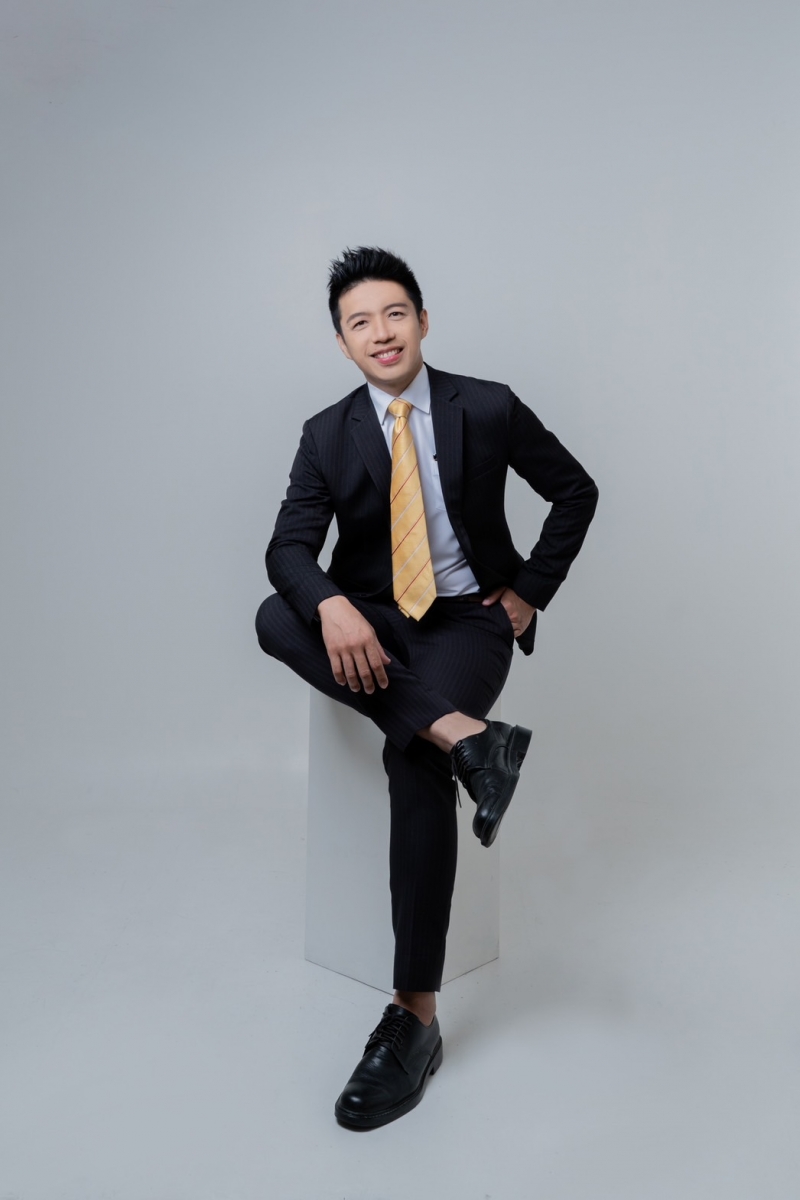 房仲 劉又嶄 照片