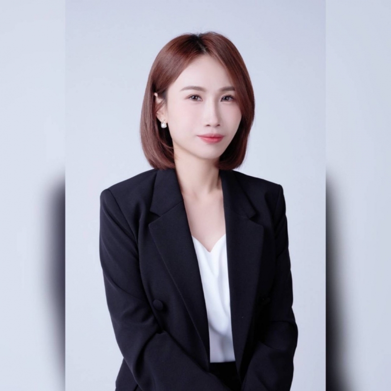 房仲 盧若綾 照片