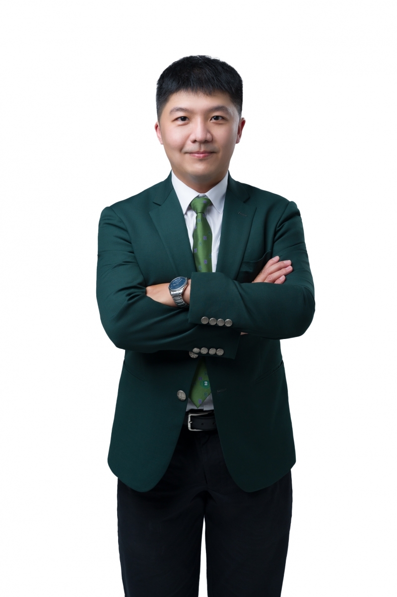 房仲 洪義豪 照片