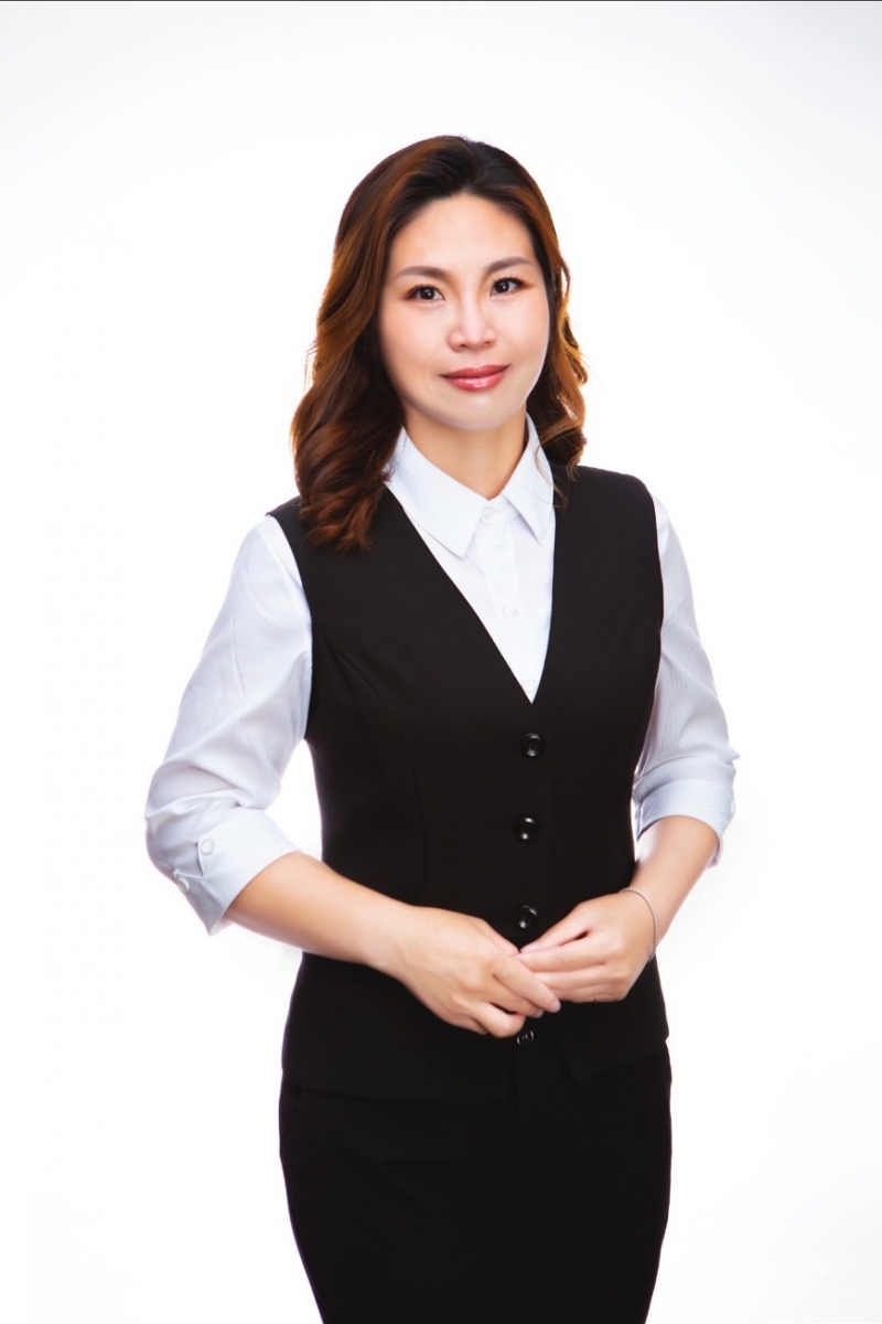 房仲 紀梓祺 照片