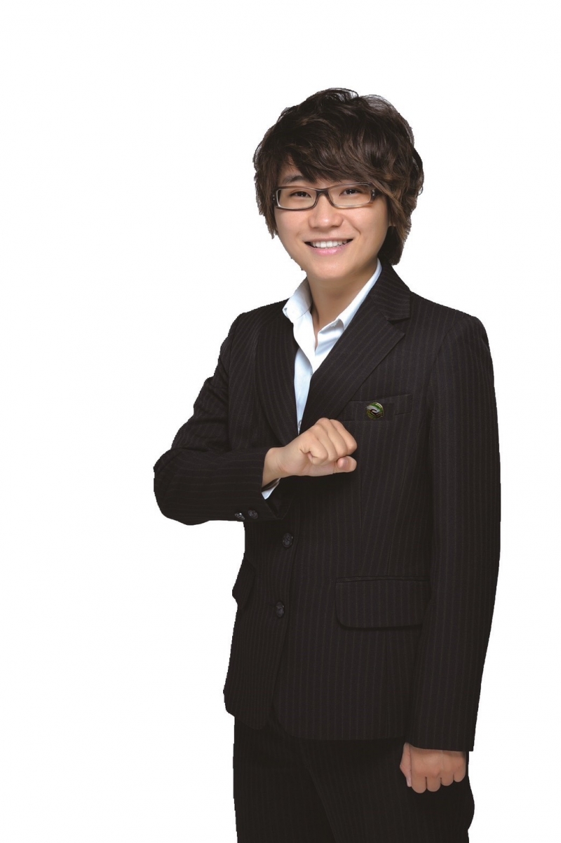 房仲 卓俐伶 照片