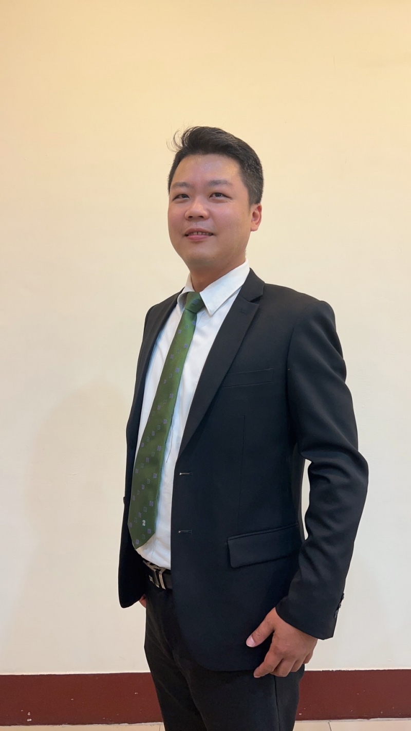 房仲 陳忠慶 照片