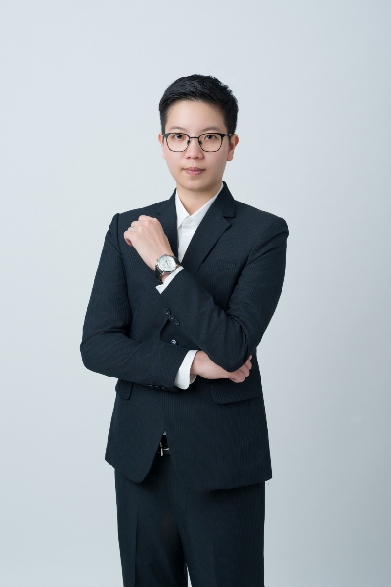 房仲 宥希 照片
