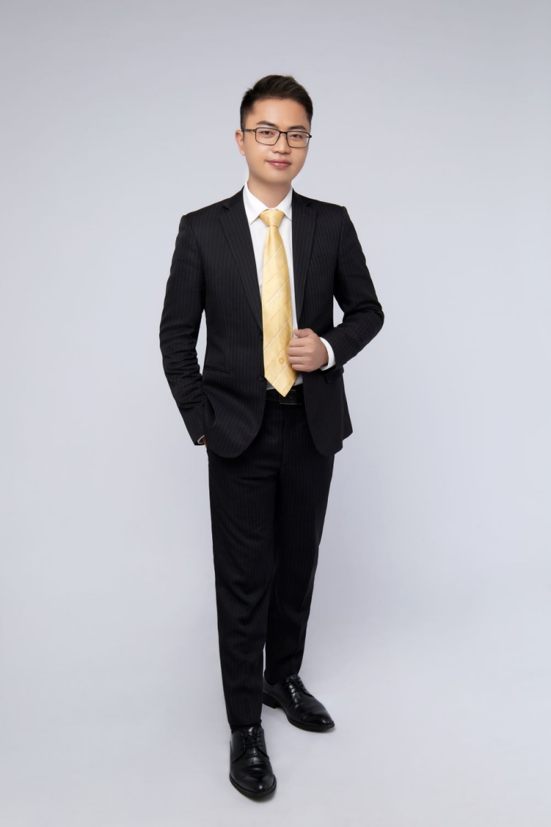 房仲 林恆志 照片