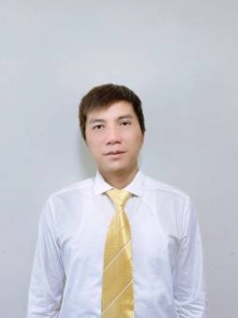 房仲 周宏林 照片