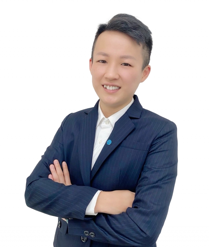 房仲 鄭雅文 照片