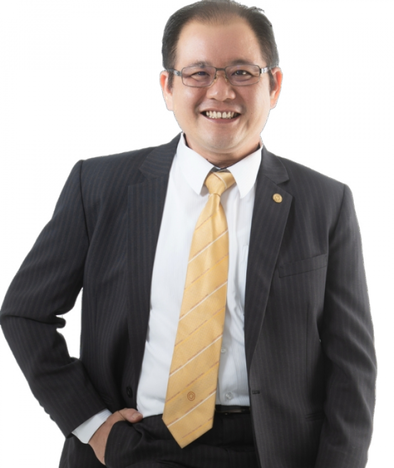 房仲 賴冠樺 照片