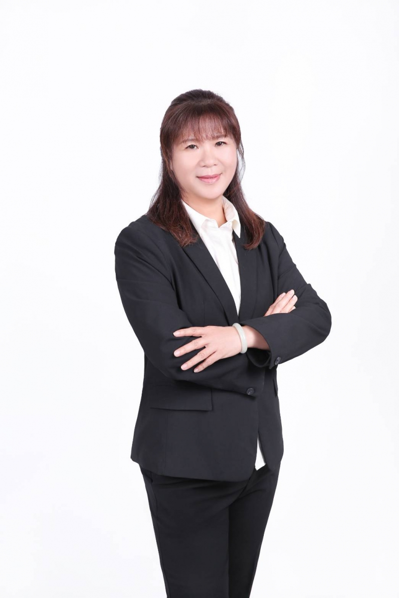 房仲 簡妙芳 照片