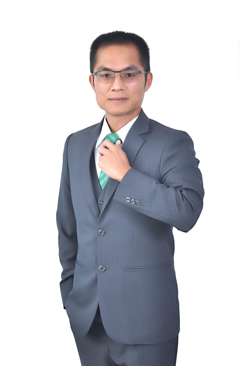 房仲 曾政宏 照片