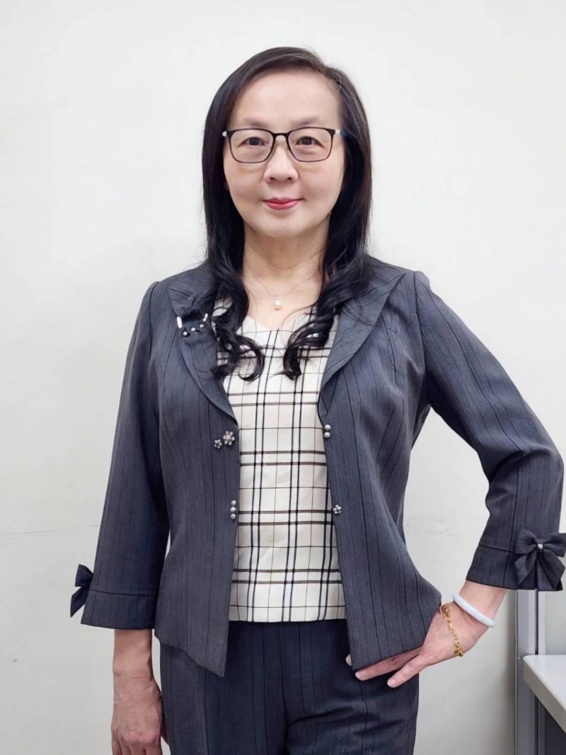 房仲 羅珠鈺 照片