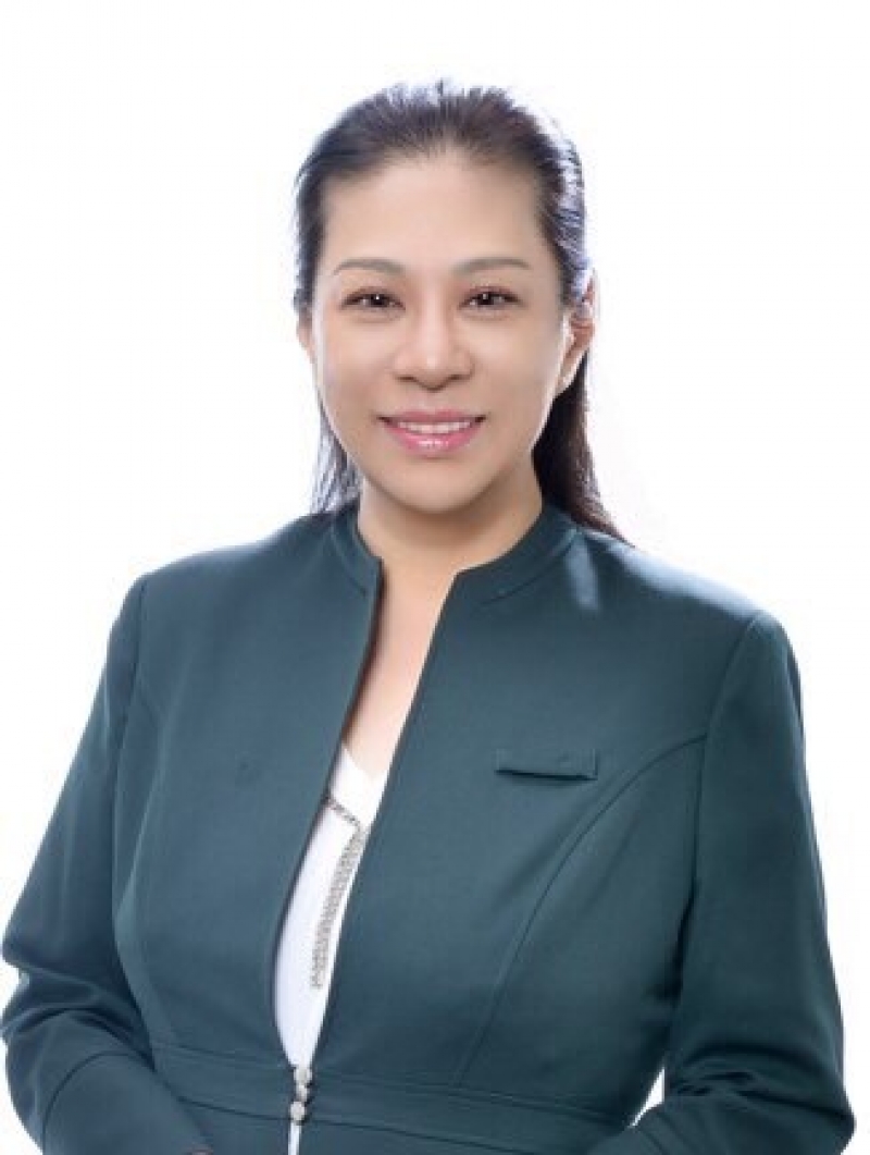 房仲 徐佩霞 照片