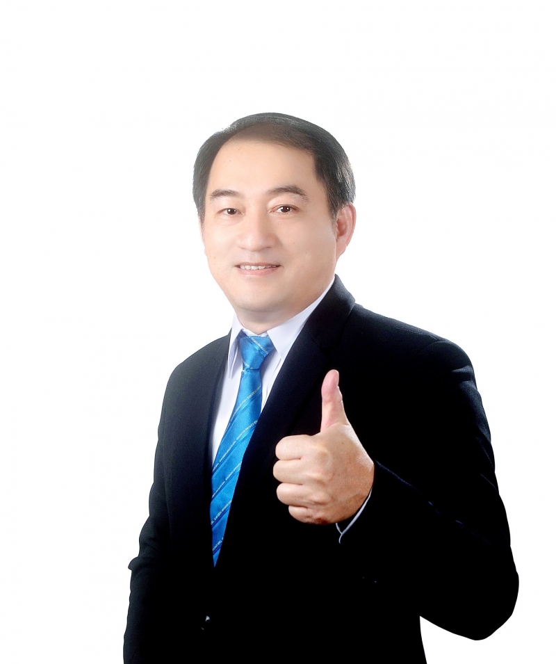 房仲 勝利哥 照片