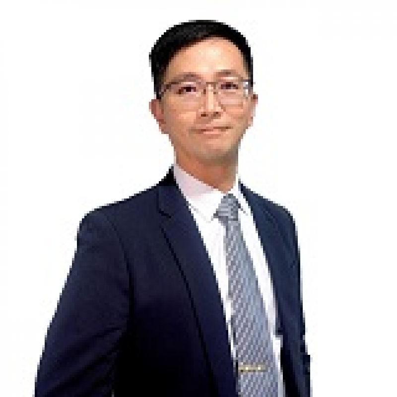 房仲 志成 照片