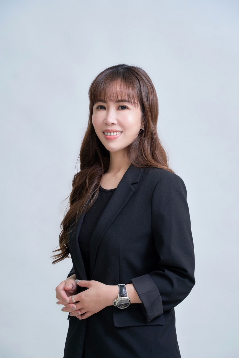 房仲 李沛宸 照片