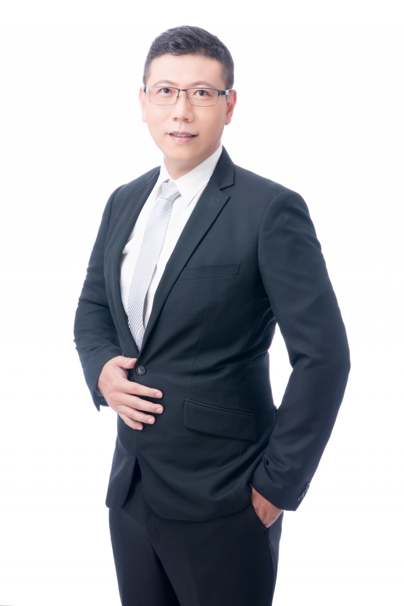 房仲 曾閎澤 照片