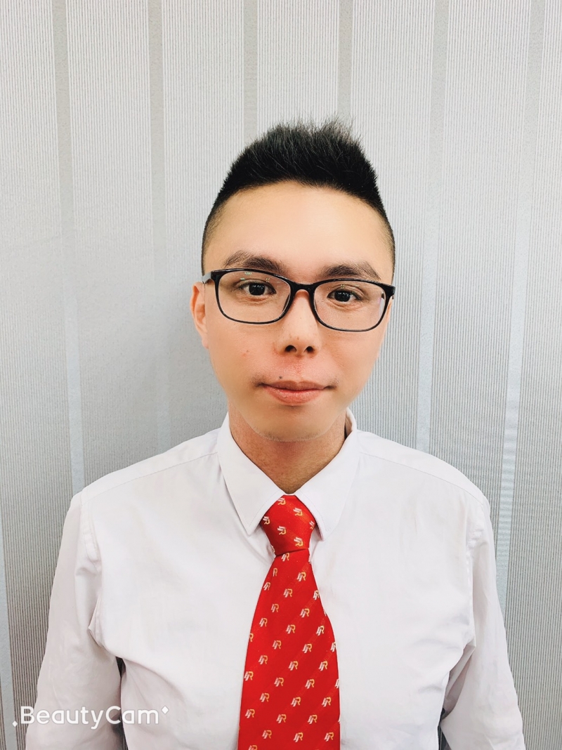 房仲 林弘暐 照片