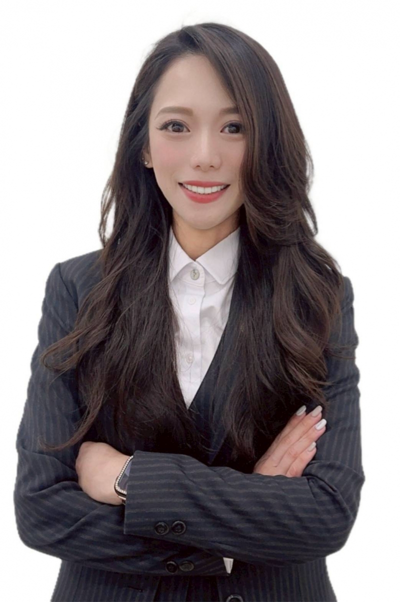 房仲 王正婷 照片