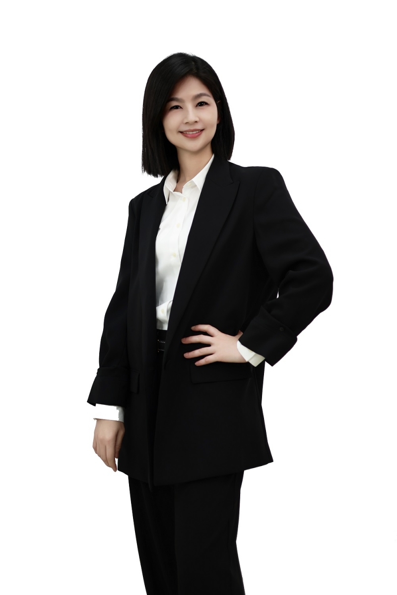 房仲 李庭萱 照片