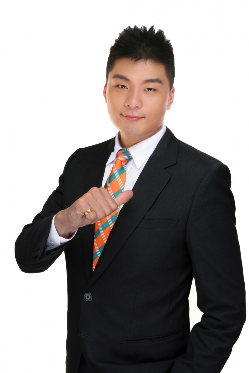 房仲 中信阿賴 照片