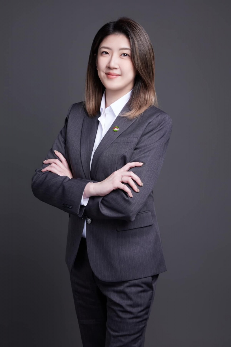 房仲 王琬萱 照片